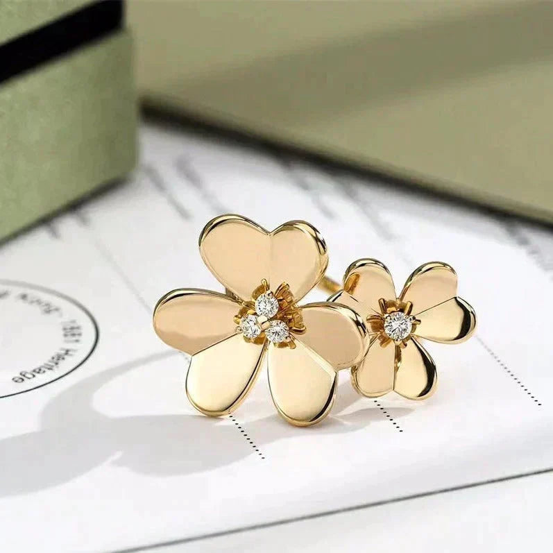 VCA CLOVER COMOS GOLD DIAMOND RING