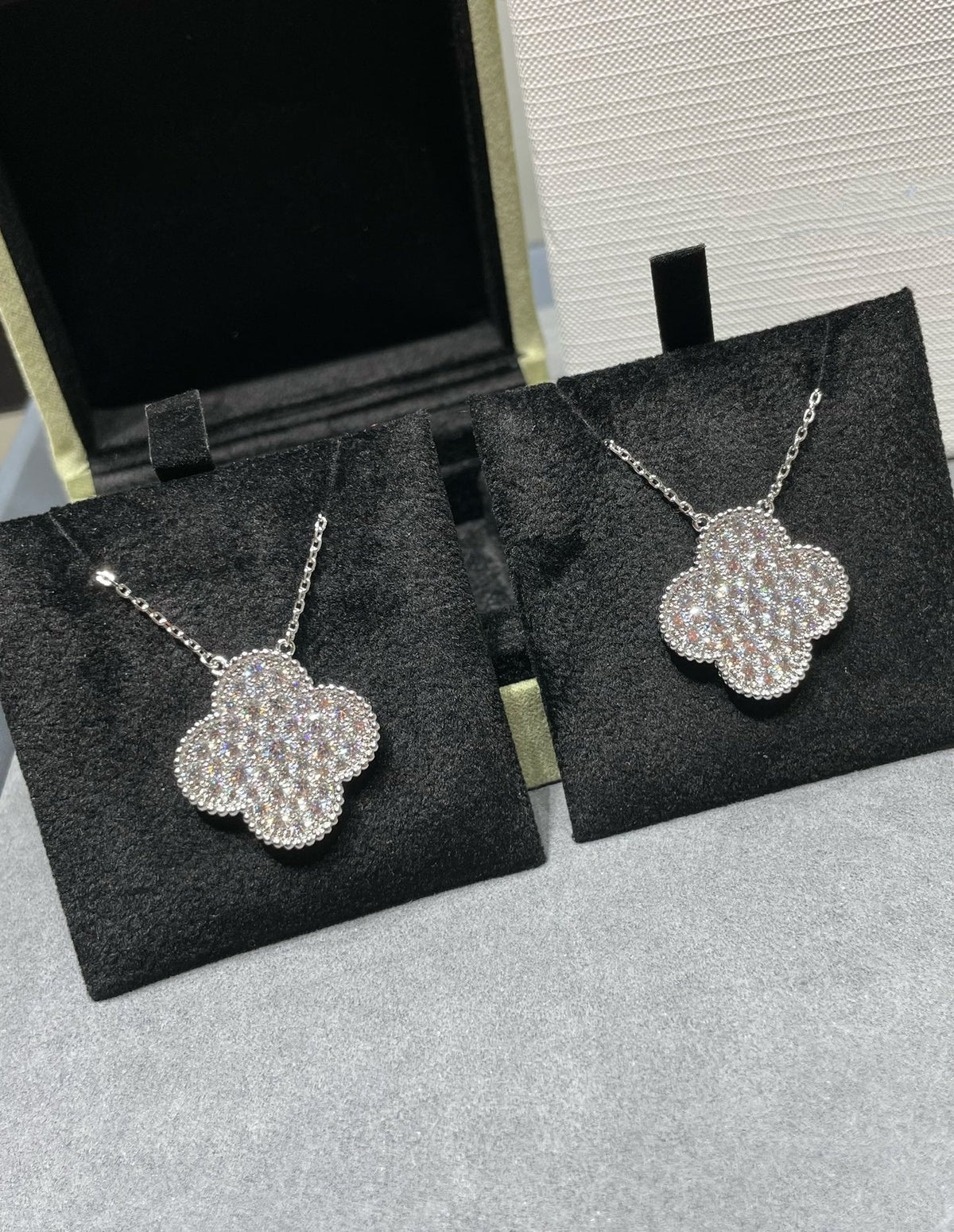 VCA CLOVER 25MM LARGE PENDANT DIAMOND PAVED SILVER NECKLACE