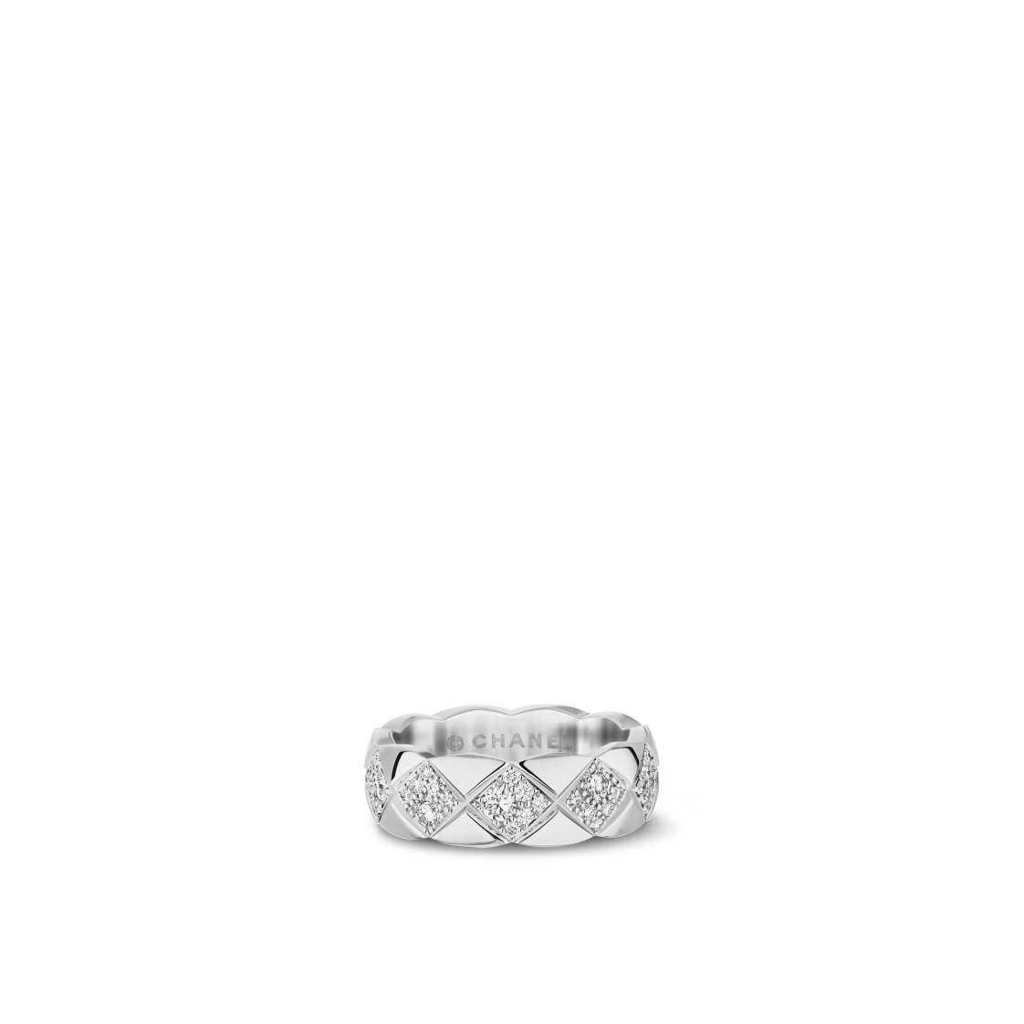 Chanel Coco Crush Ring Quilted Motif Diamonds