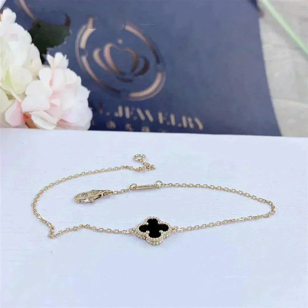 VCA CLOVER ONYX SINGLE FLOWER BRACELET